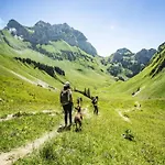 Perthuis In Châtel